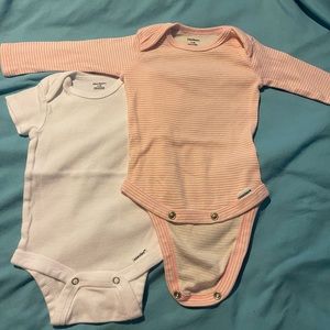 Gerber 0-3 months short and long sleeve onesie